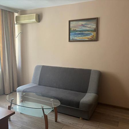 Family Hotel Central Burgasz Kültér fotó