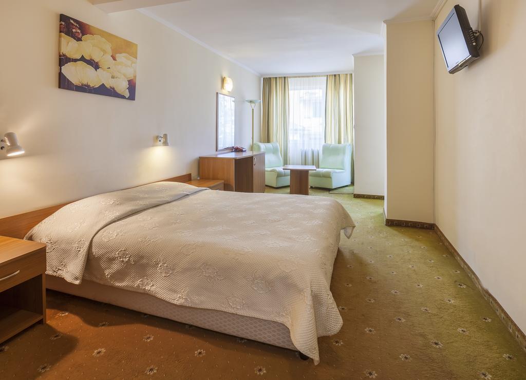 Family Hotel Central Burgasz Szoba fotó